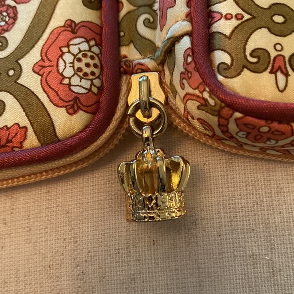 Pill case - Picture 4 of 6